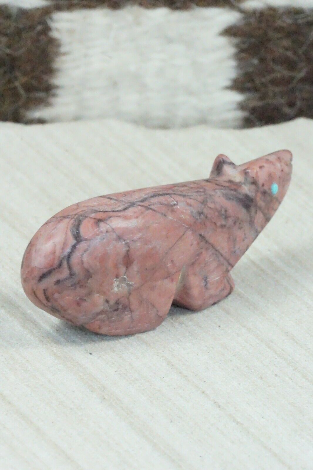 Bear Zuni Fetish Carving - Ronnie Lunasee