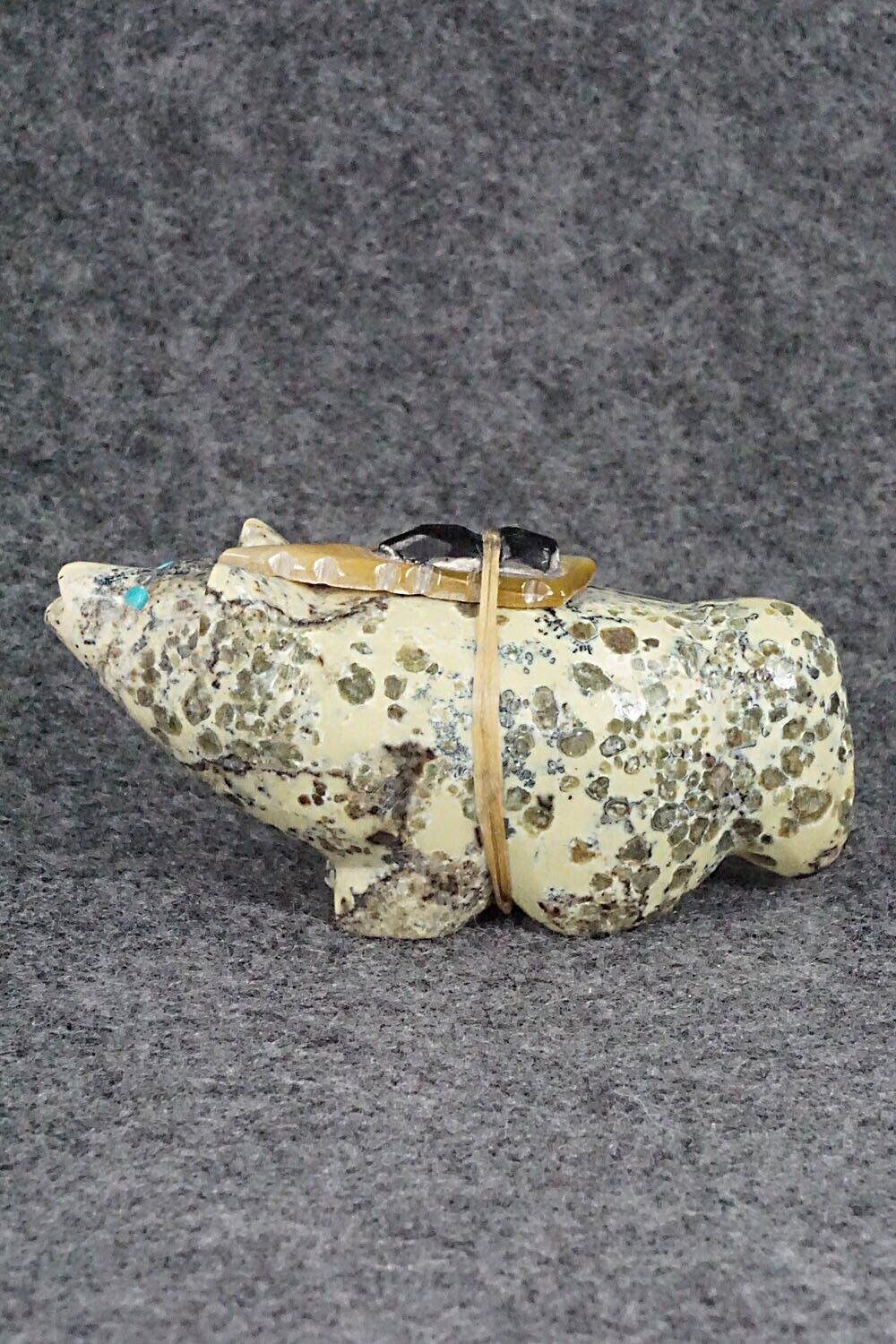 Wolf Zuni Fetish Carving - Delvin Leekya