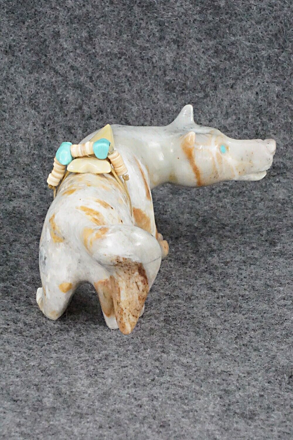 Wolf Zuni Fetish Carving - Albert Eustace