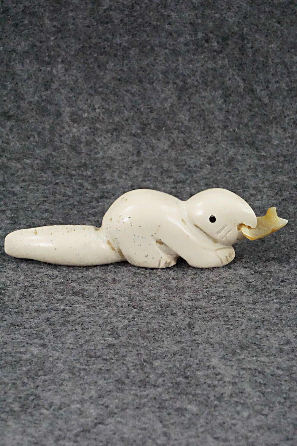 Otter Zuni Fetish Carving - Justin Red Elk