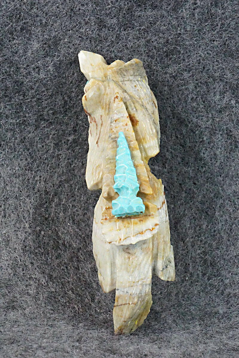 Wolf Zuni Fetish Carving - Alvin Haloo