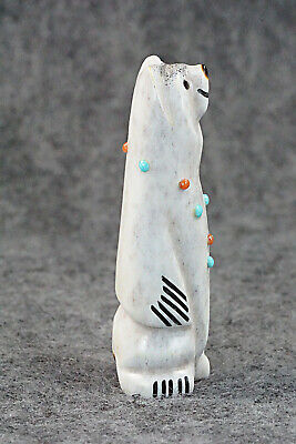 Bear Zuni Fetish Carving - Claudia Peina
