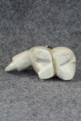 Bear Zuni Fetish Carving - Paulette Quam