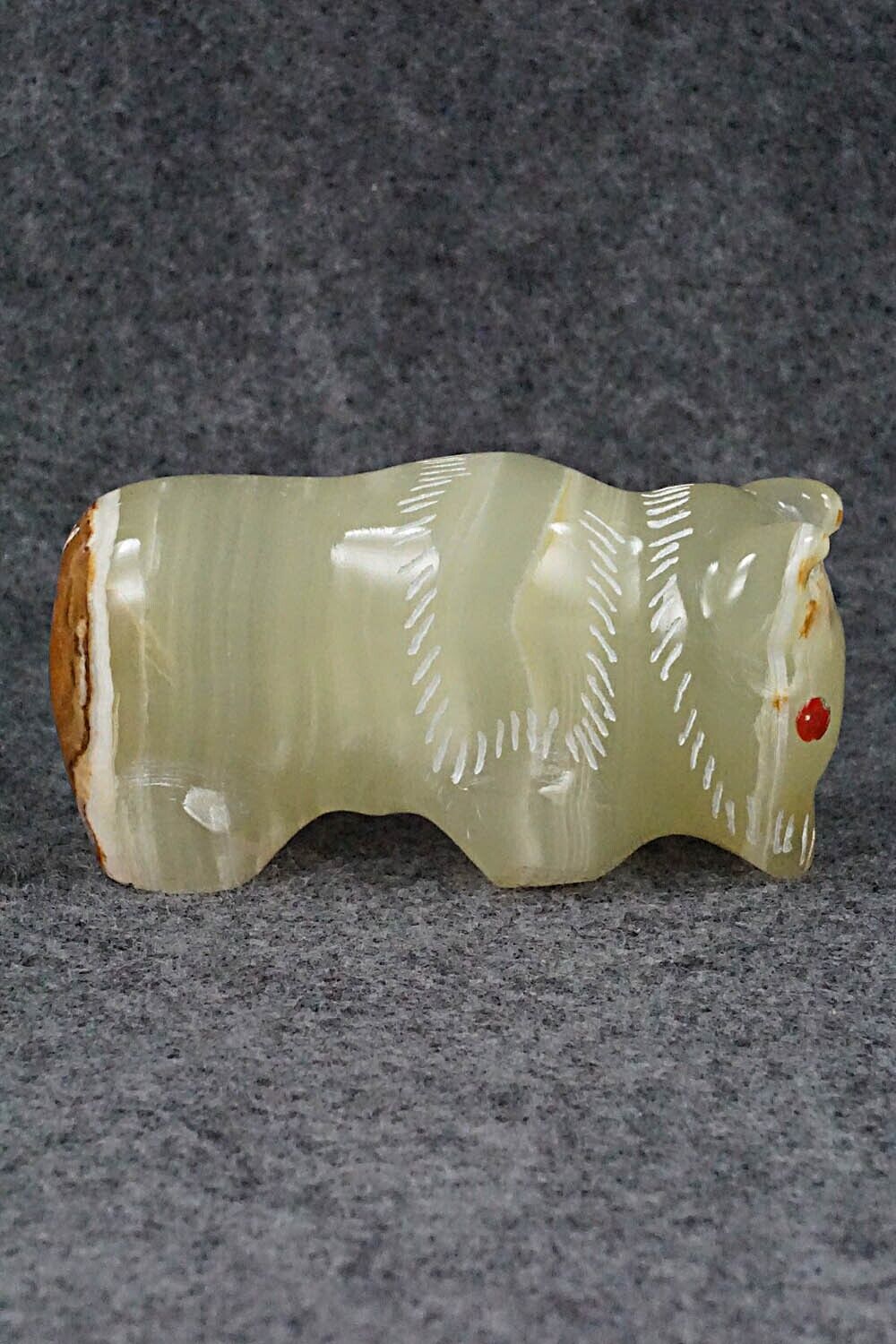 Buffalo Zuni Fetish Carving - Daniel Chattin
