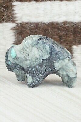 Buffalo Zuni Fetish Carving - Kevin Quam