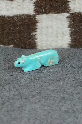 Bear Zuni Fetish Carving - Danette Laate