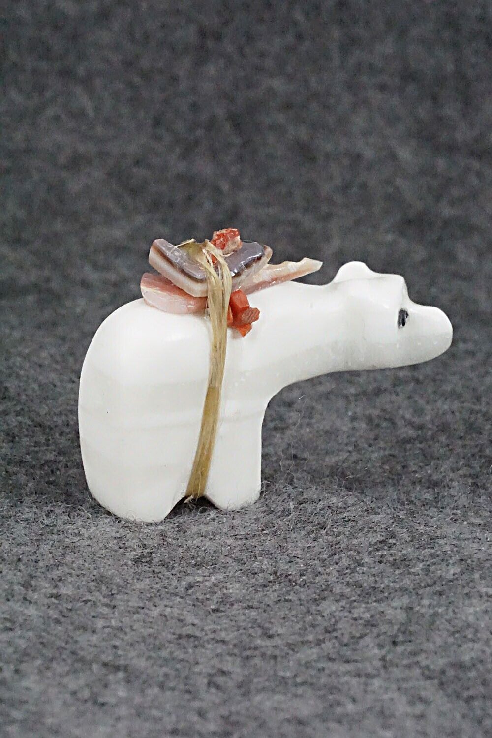 Bear Zuni Fetish Carving - Lance Deysee