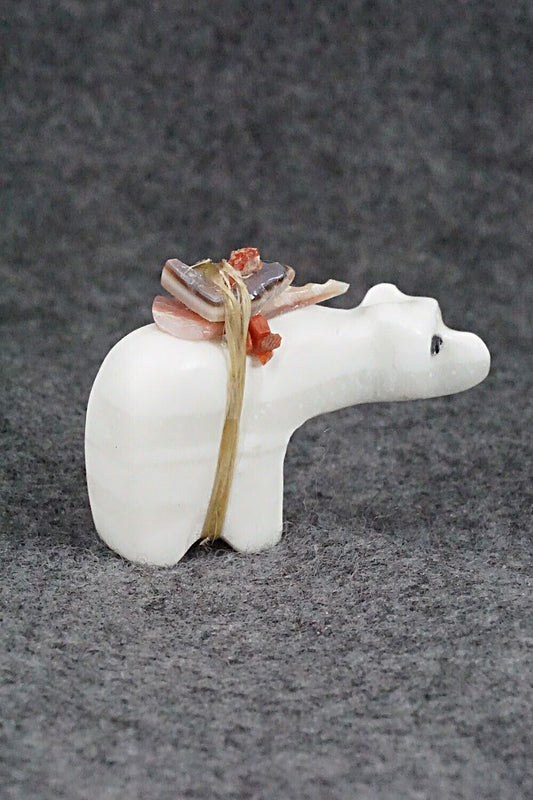 Bear Zuni Fetish Carving - Lance Deysee