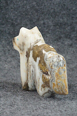 Horse Zuni Fetish Carving - Daphne Quam