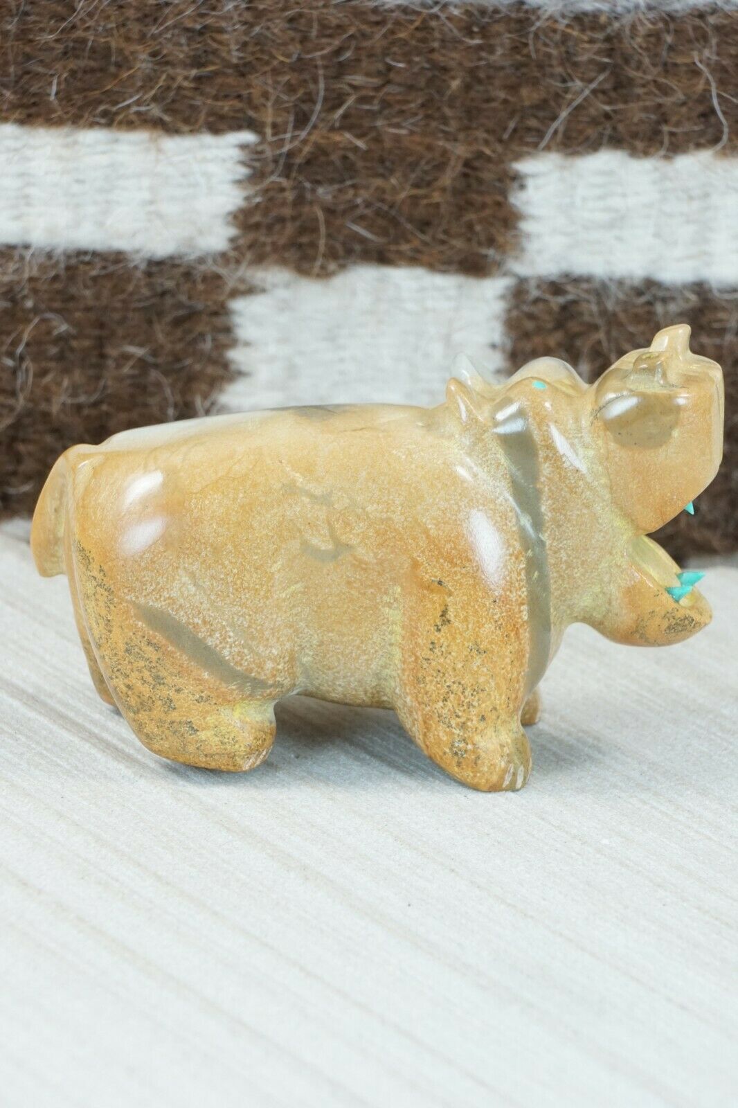 Hippo Zuni Fetish Carving - Enrike Leekya