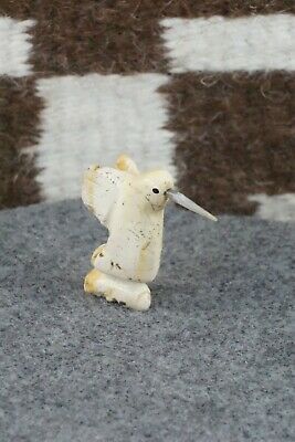 Humming Bird Zuni Fetish Carving - Justin Red Elk