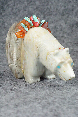 Bear Zuni Fetish Carving - Paulette Quam