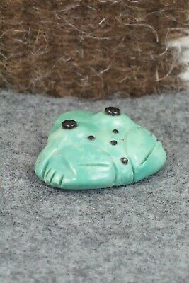 Frog Zuni Fetish Carving - Reynold Lunasee