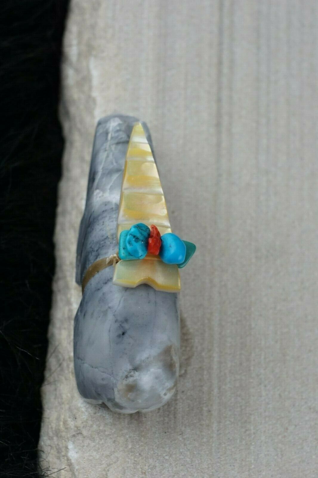 Bear Zuni Fetish Carving - Joshua Leki - High Lonesome Trading