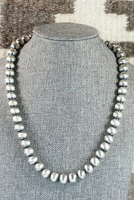 Navajo Sterling Silver Pearl Necklace - Jan Mariano