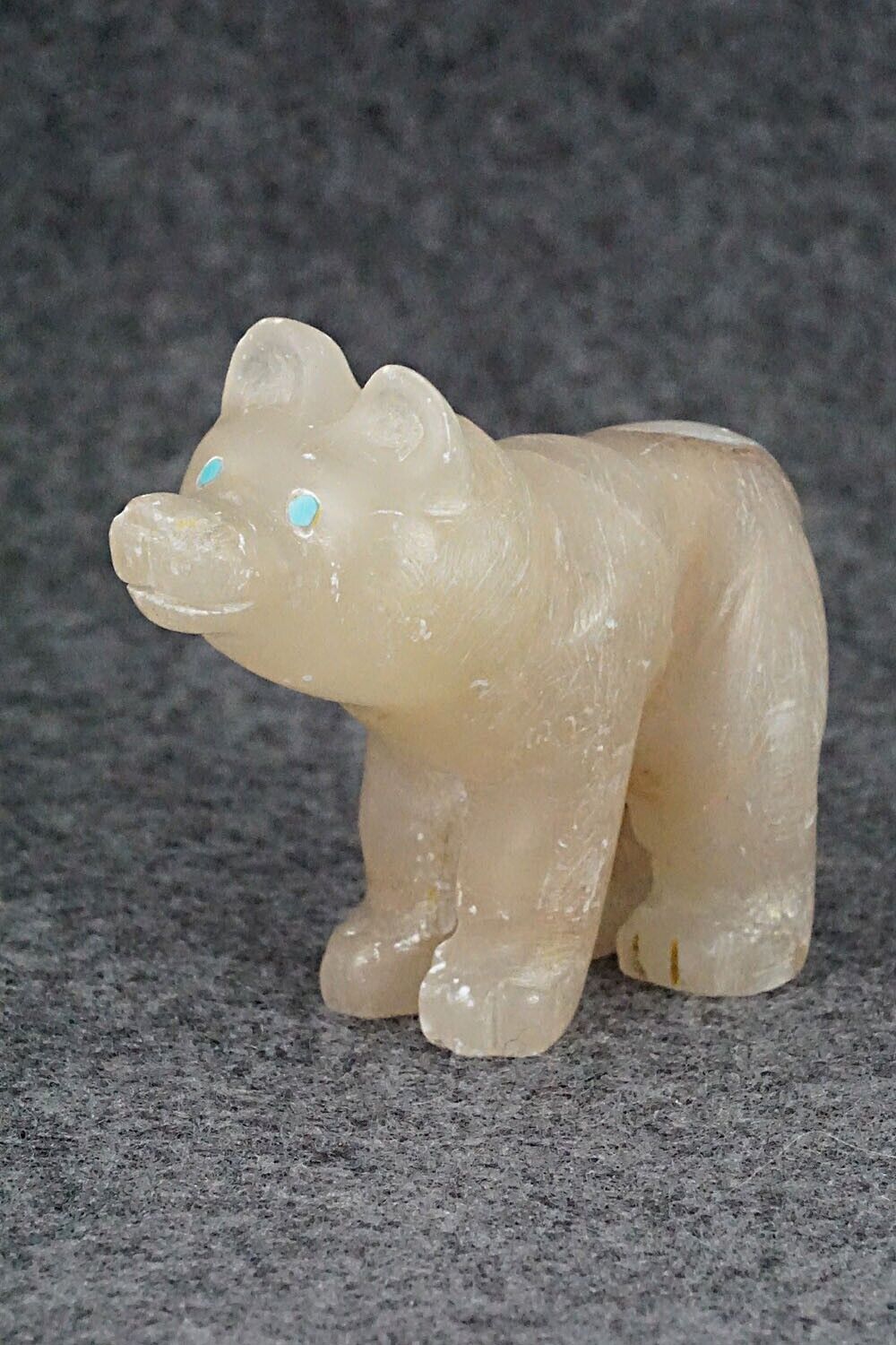 Bear Zuni Fetish Carving - Keith Beyuka