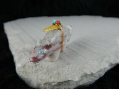 Wolf Zuni Fetish Carving - Peter Gasper - High Lonesome Trading