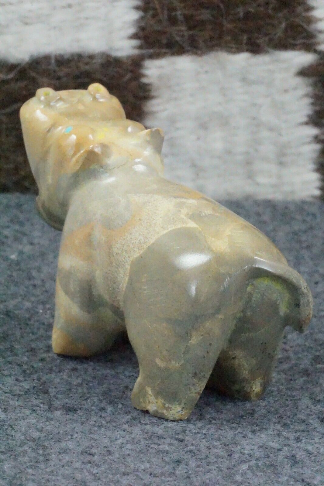 Hippo Zuni Fetish Carving - Enrike Leekya