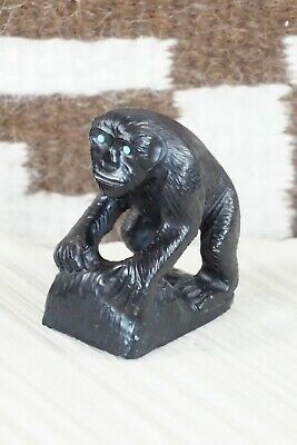 Chimpanzee Zuni Fetish Carving - Derrick Kaamasee