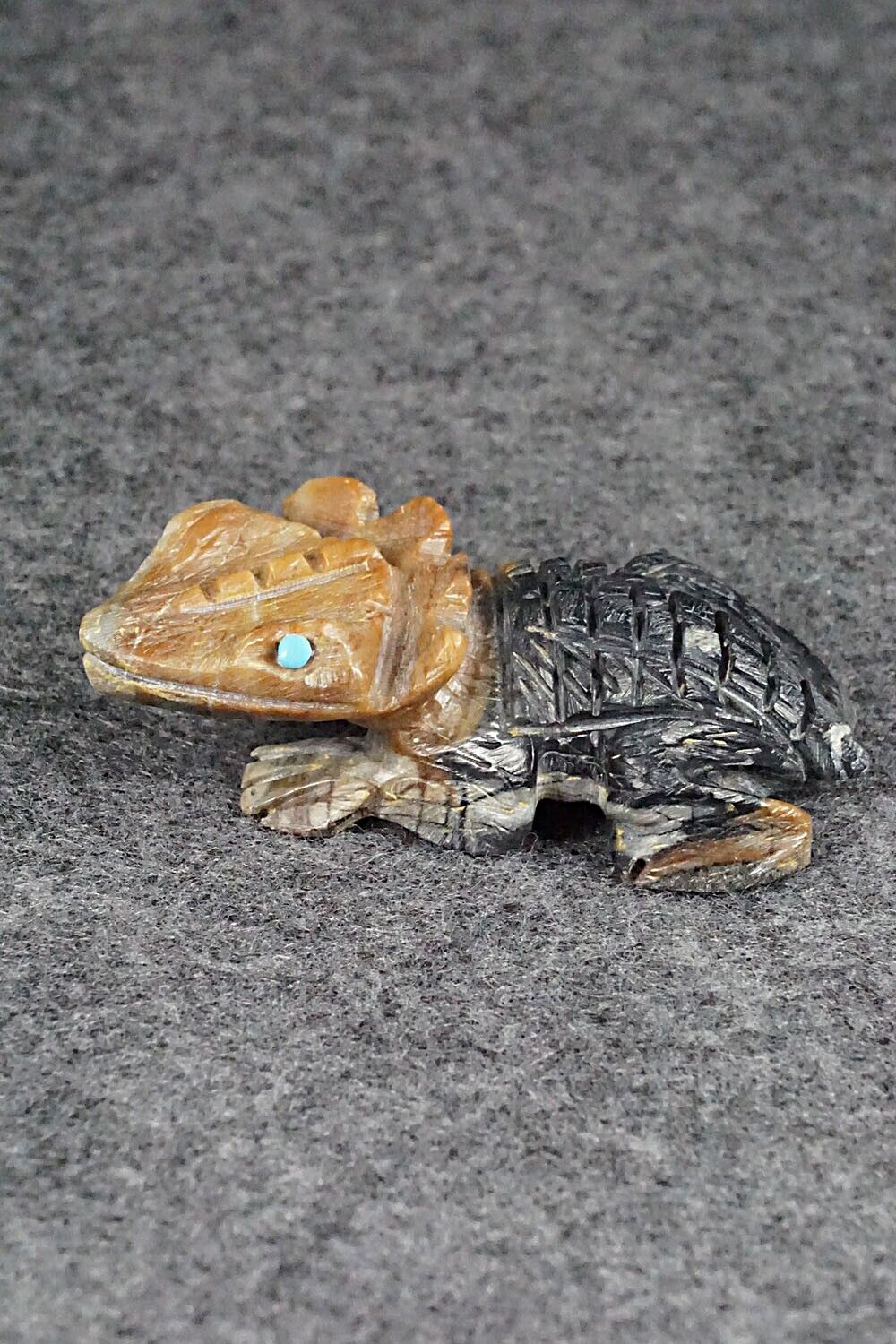 Horned Toad Zuni Fetish Carving - Dana Malani