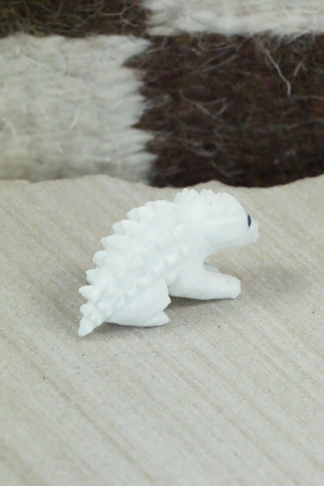 Porcupine Zuni Fetish Carving - Jonas Hustito