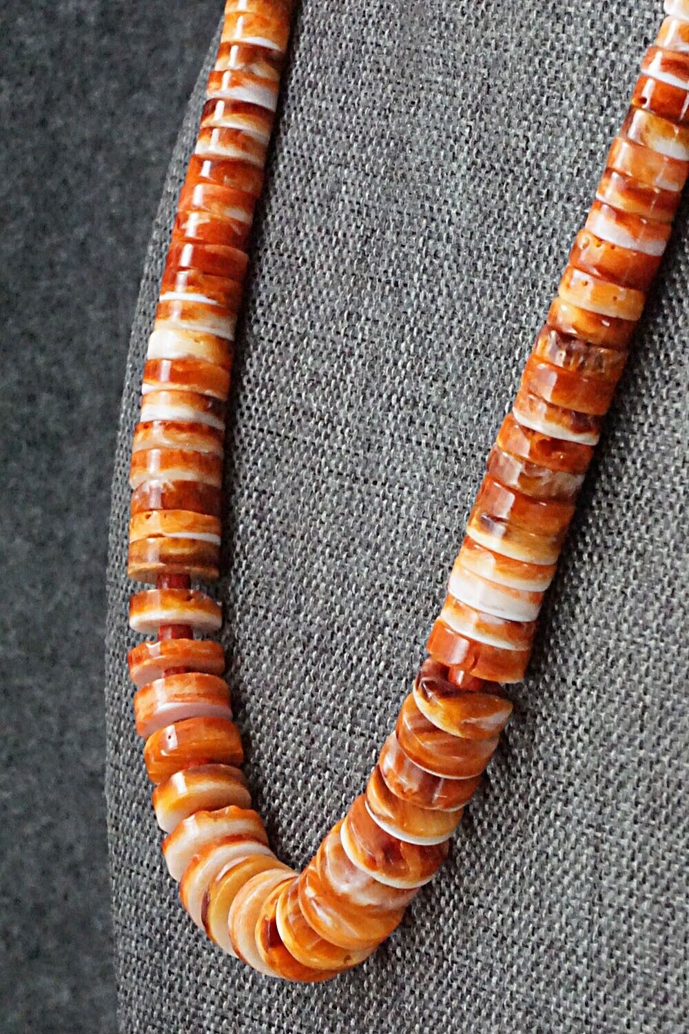 Spiny Oyster Necklace - Ramona Calavaza