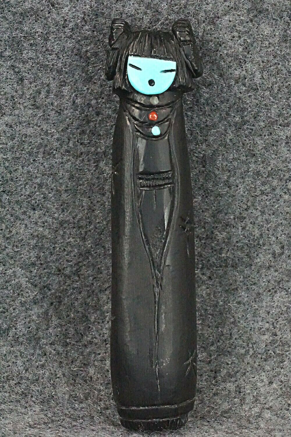 Corn Maiden Zuni Fetish Carving - Sandra Quandelacy
