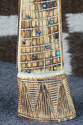 Corn Maiden Zuni Fetish Carving - Sullivan Shebola