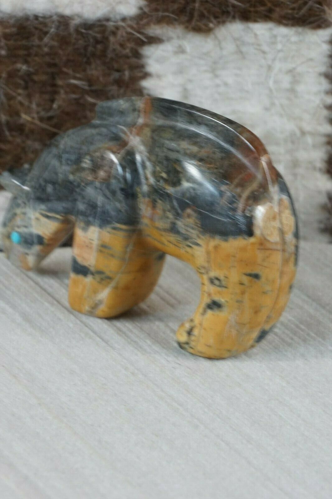 Mountain Lion Zuni Fetish Carving - Ronnie Lunasee - High Lonesome Trading
