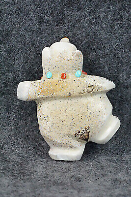 Bear Zuni Fetish Carving - Claudia Peina