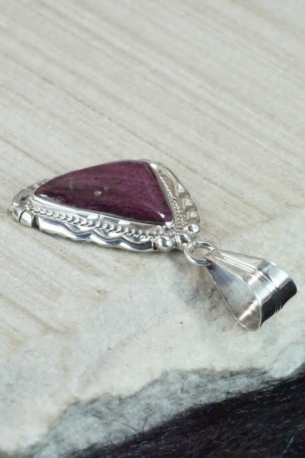 Spiny Oyster & Sterling Silver Pendant - Samuel Yellowhair