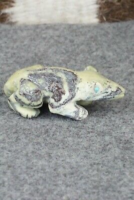 Frog Zuni Fetish Carving - Karen Zunie