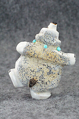 Bear Zuni Fetish Carving - Claudia Peina
