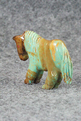 Horse Zuni Fetish Carving - Andres Quandelacy