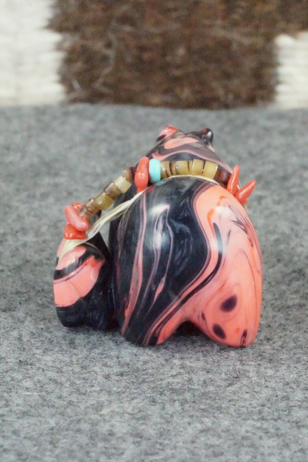 Bear Zuni Fetish Carving - Paulette Quam