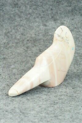 Bird Zuni Fetish Carving - Daphne Quam