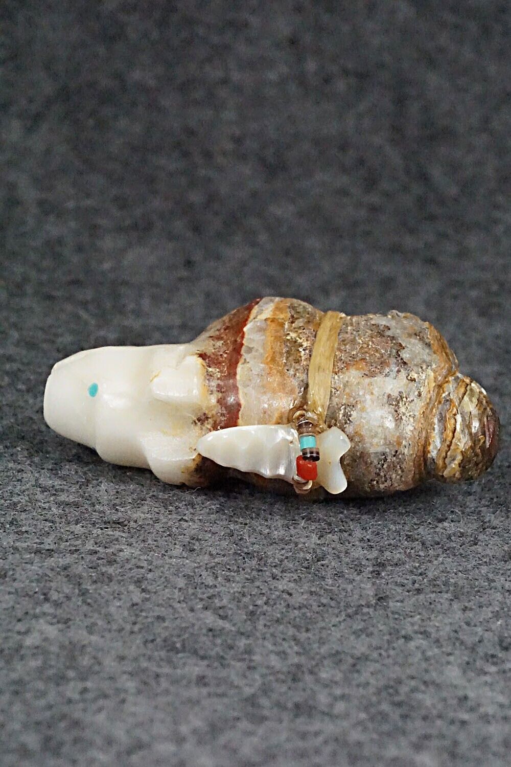 Bear Zuni Fetish Carving - Peter Gasper