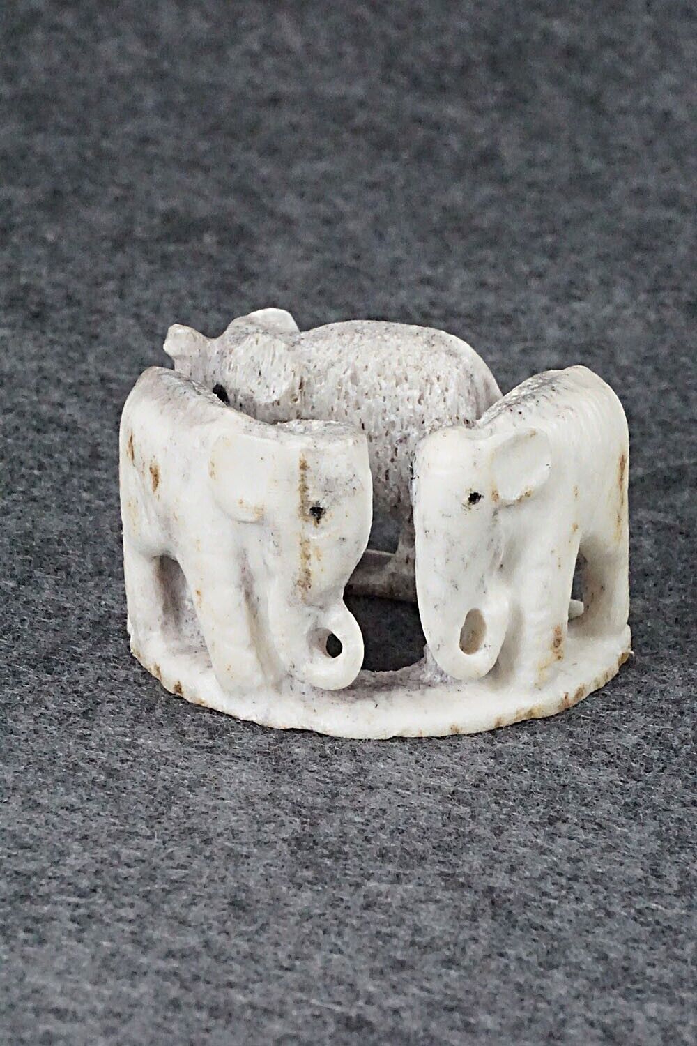 Elephant Zuni Fetish Carving - Maxx Laate