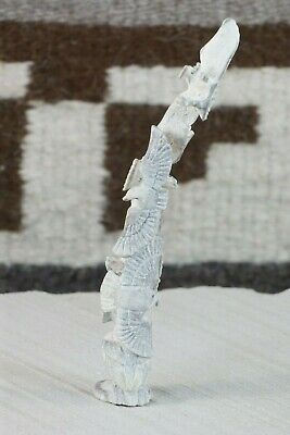 Eagle Zuni Fetish Carving - Lewis Malie Jr - High Lonesome Trading