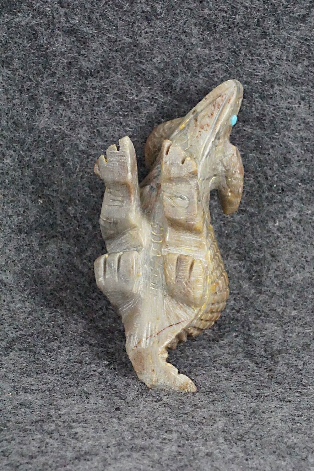 Armadillo Zuni Fetish Carving - Dana Malani