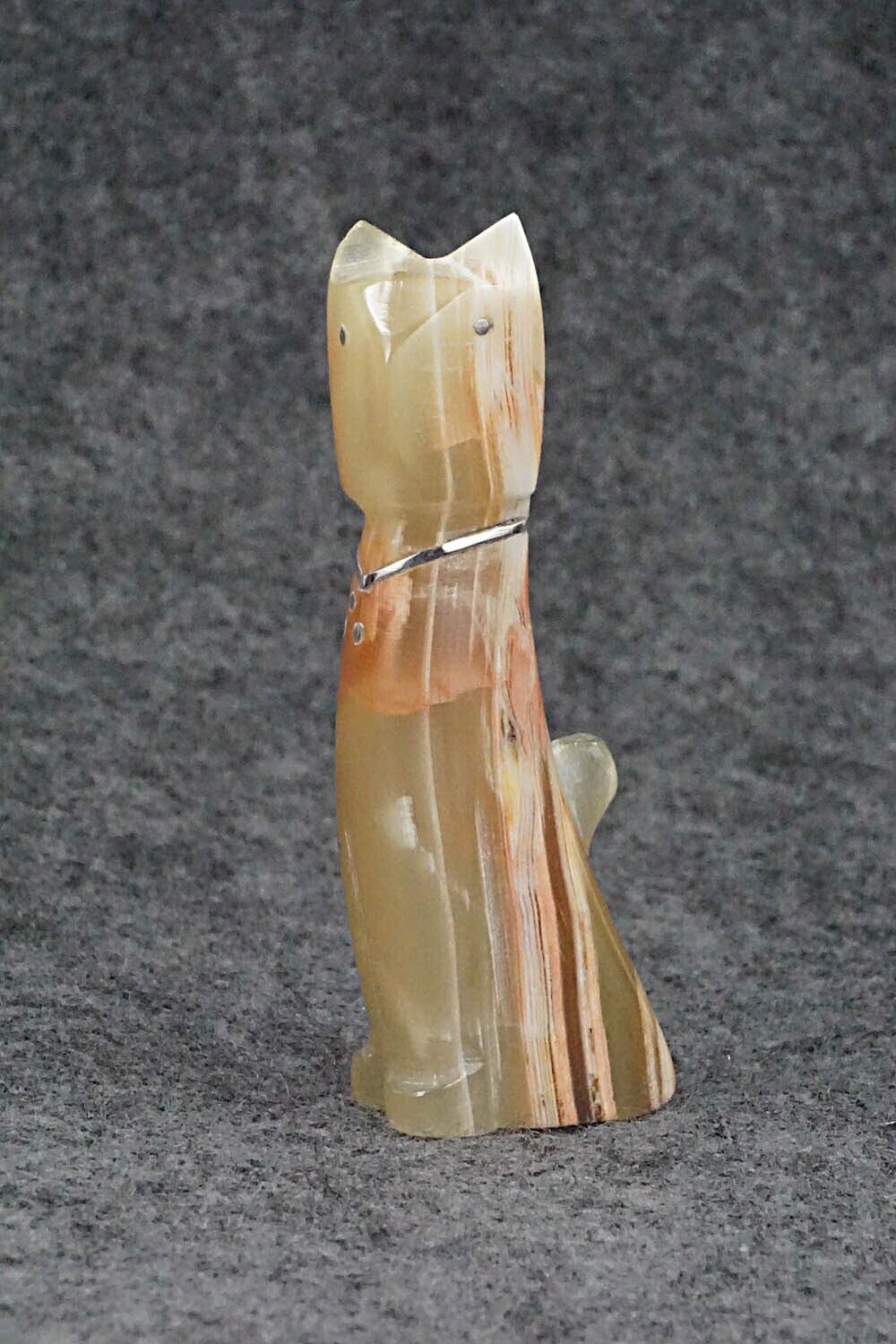 Cat Zuni Fetish Carving - Kenny Chavez