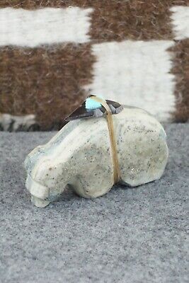 Bear Zuni Fetish Carving - Ariane Quam