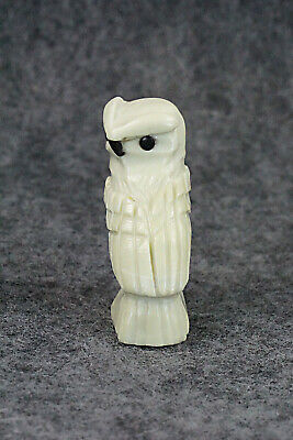Owl Zuni Fetish Carving - Edison Bobelu