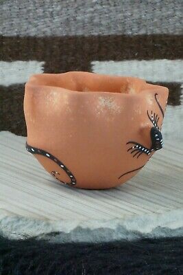 Zuni Pottery - Lorenda Cellicion