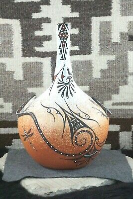 Zuni Pottery - Deldrick Cellicion