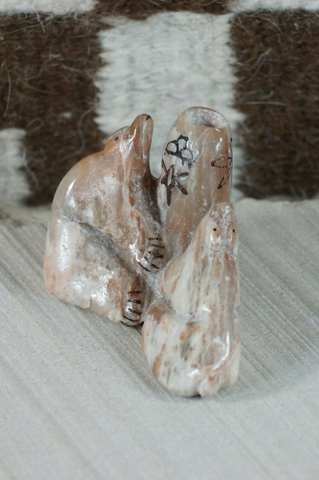 Bear Zuni Fetish Carving - Rick Kallestewa - High Lonesome Trading