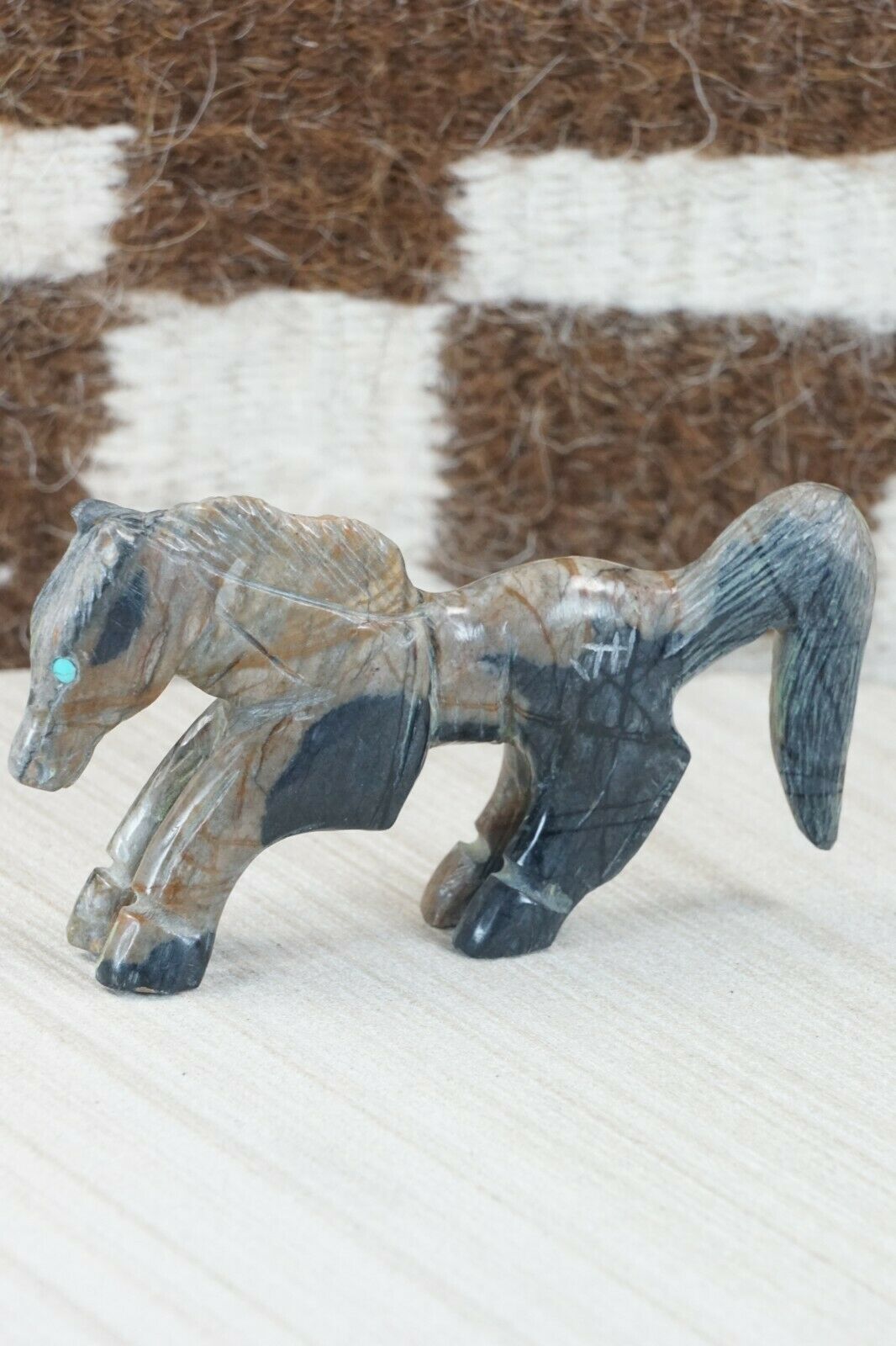 Horse Zuni Fetish Carving - Jonas Hastito