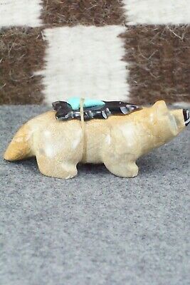 Badger Zuni Fetish Carving - Enrike Leekya