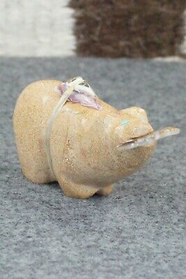 Bear Zuni Fetish Carving - Delvin Leekya