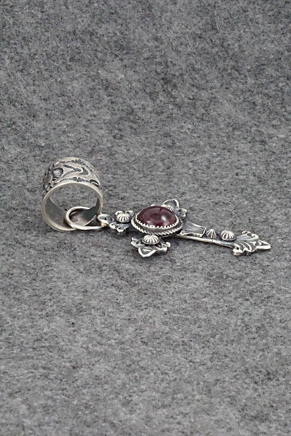Spiny Oyster and Sterling Silver Pendant - Eva Billah